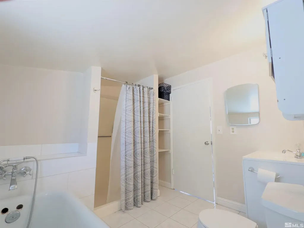 8155 Leroy Reno NV 89523