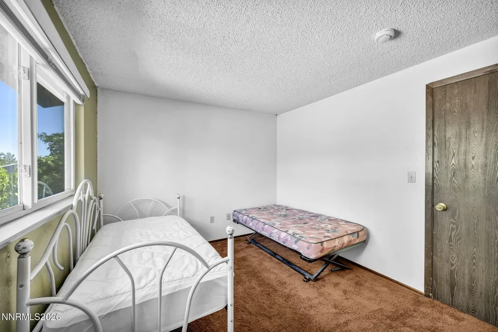 2440 Seneca Reno NV 89506