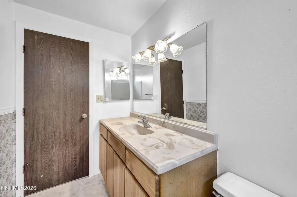 2440 Seneca Reno NV 89506
