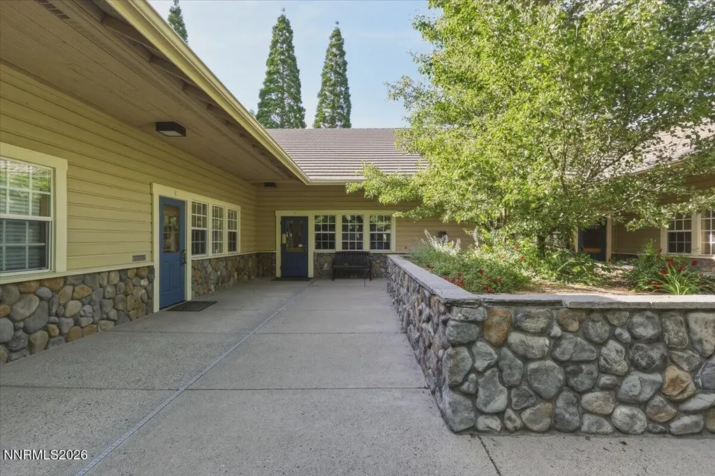 6170 Ridgeview Reno NV 89519