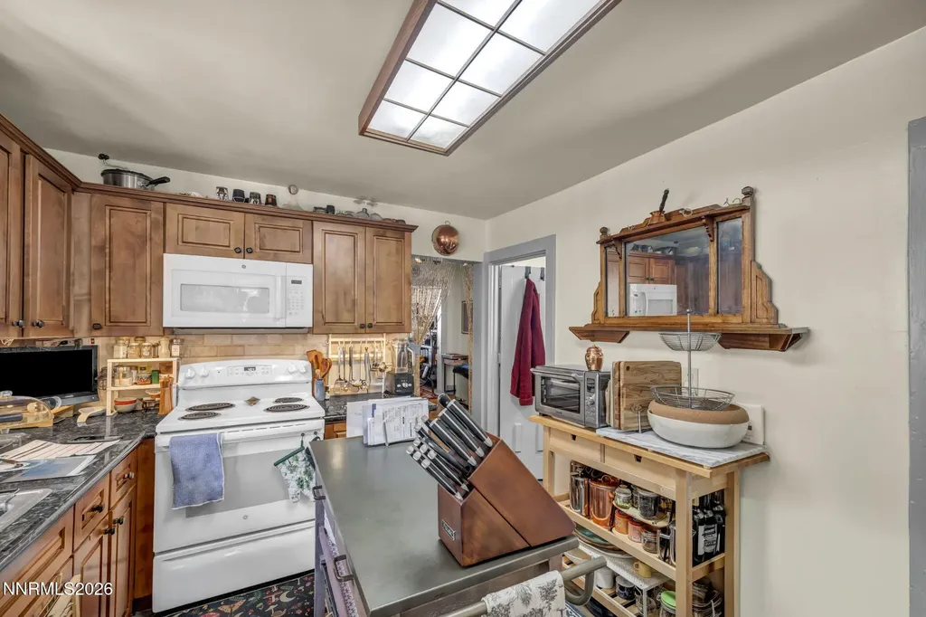 608 Nevada Carson City NV 89703