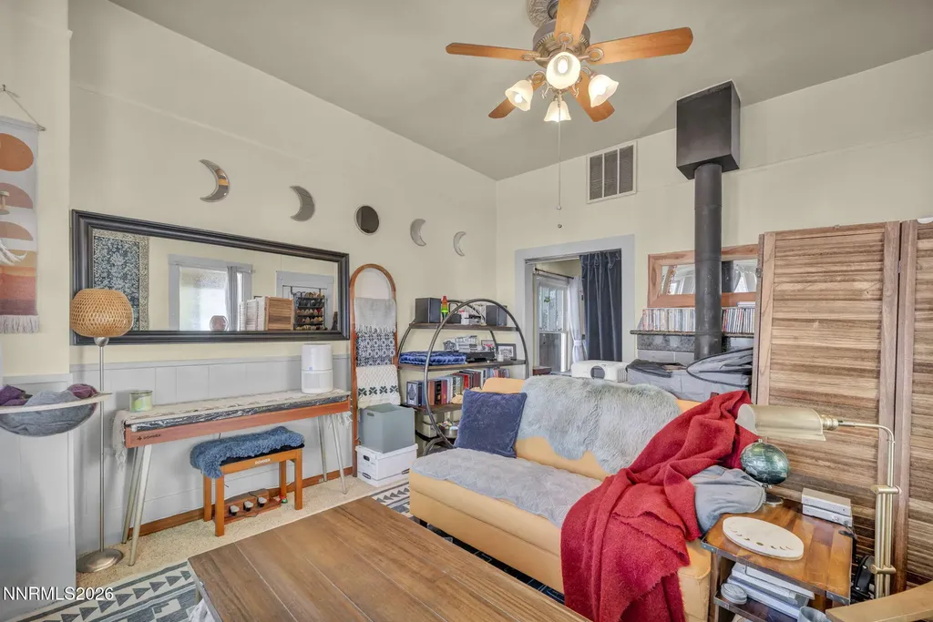 608 Nevada Carson City NV 89703