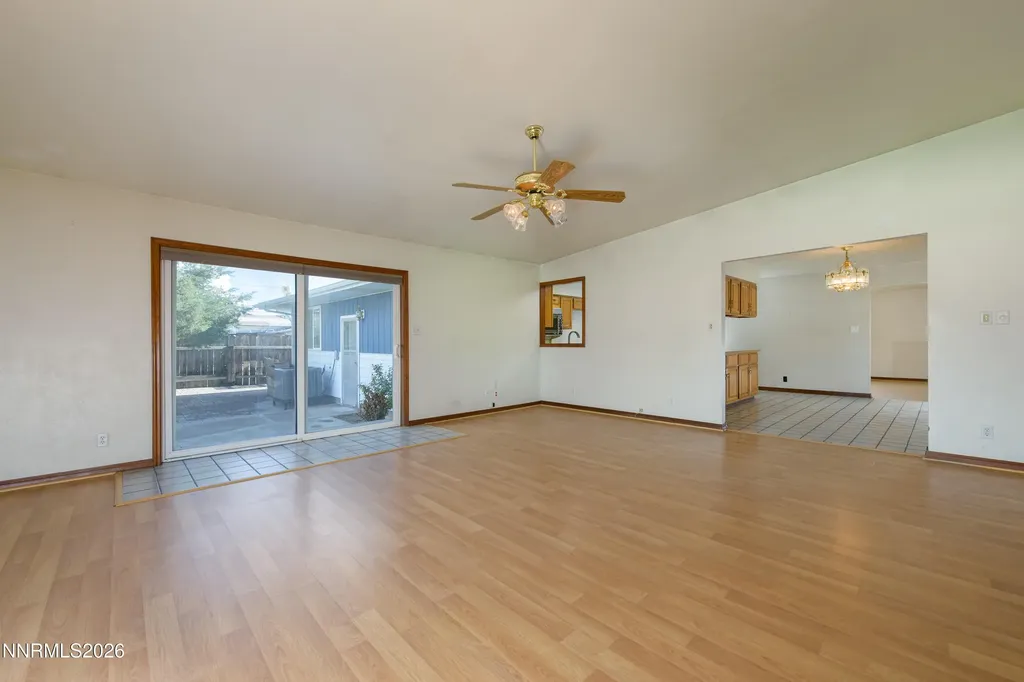 236 West Yerington NV 89447