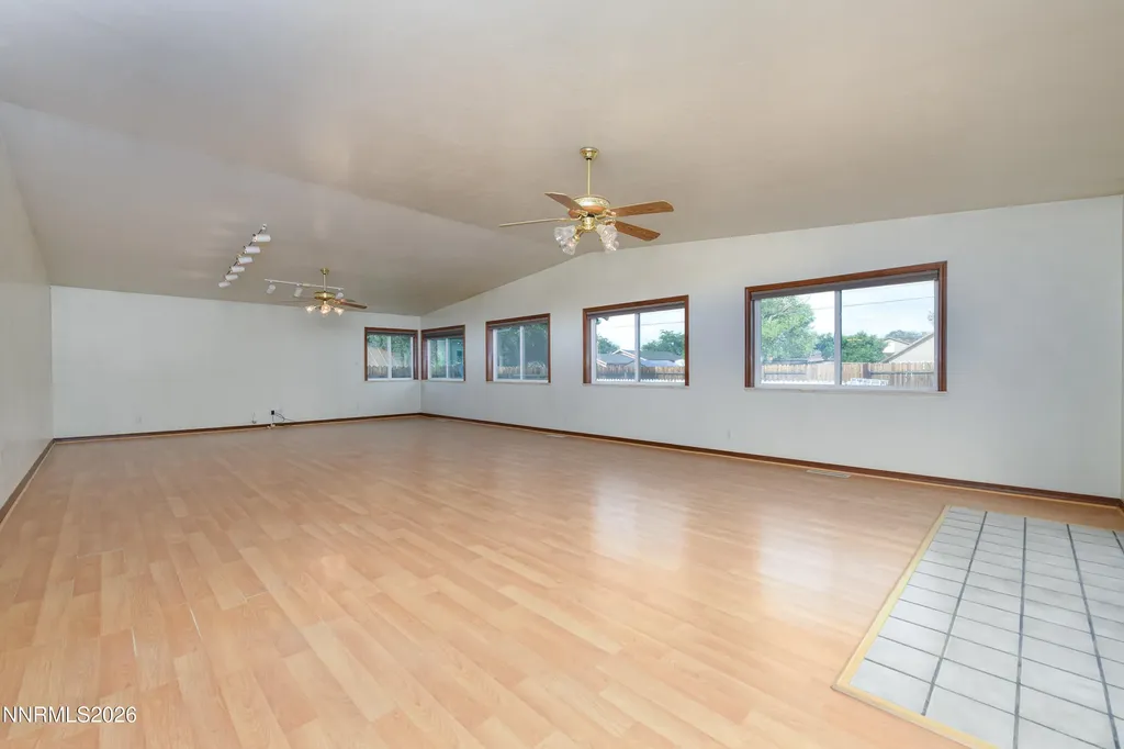 236 West Yerington NV 89447