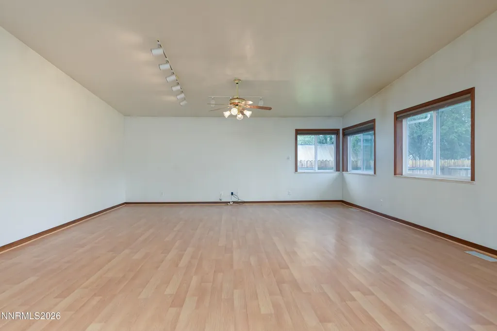236 West Yerington NV 89447