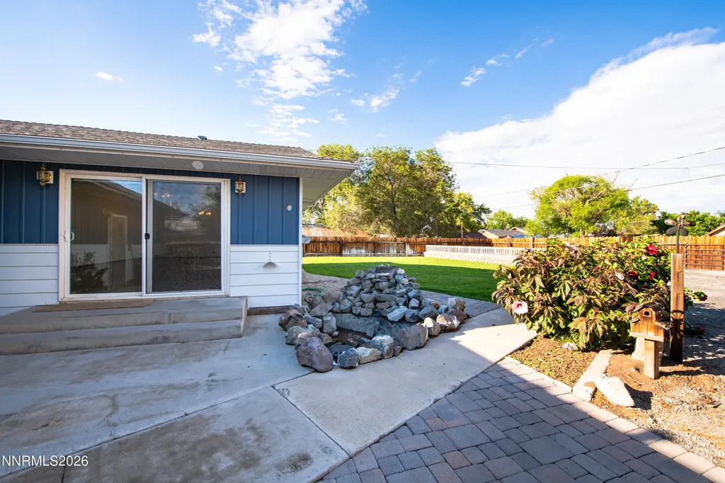 236 West Yerington NV 89447