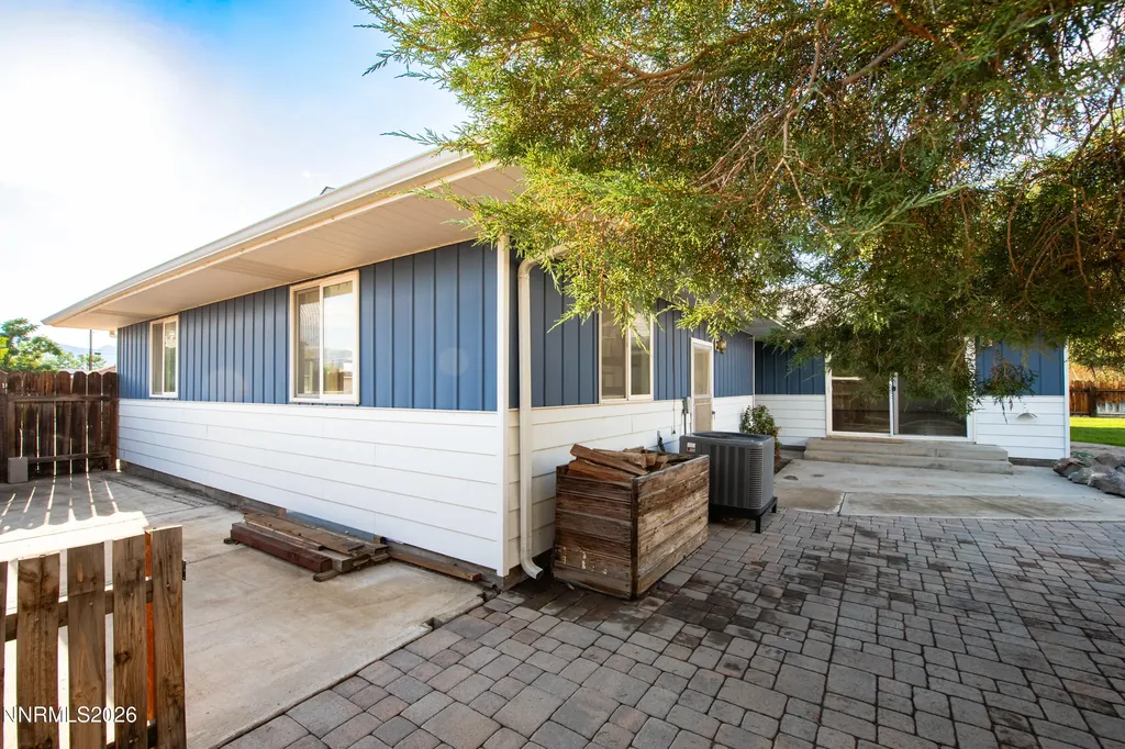 236 West Yerington NV 89447