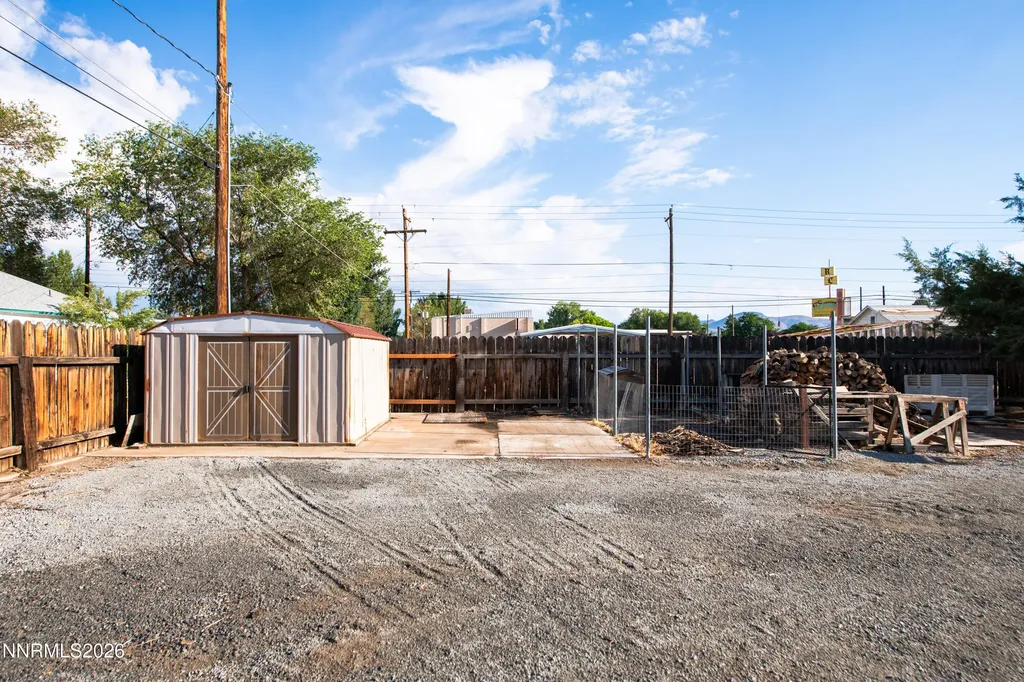 236 West Yerington NV 89447