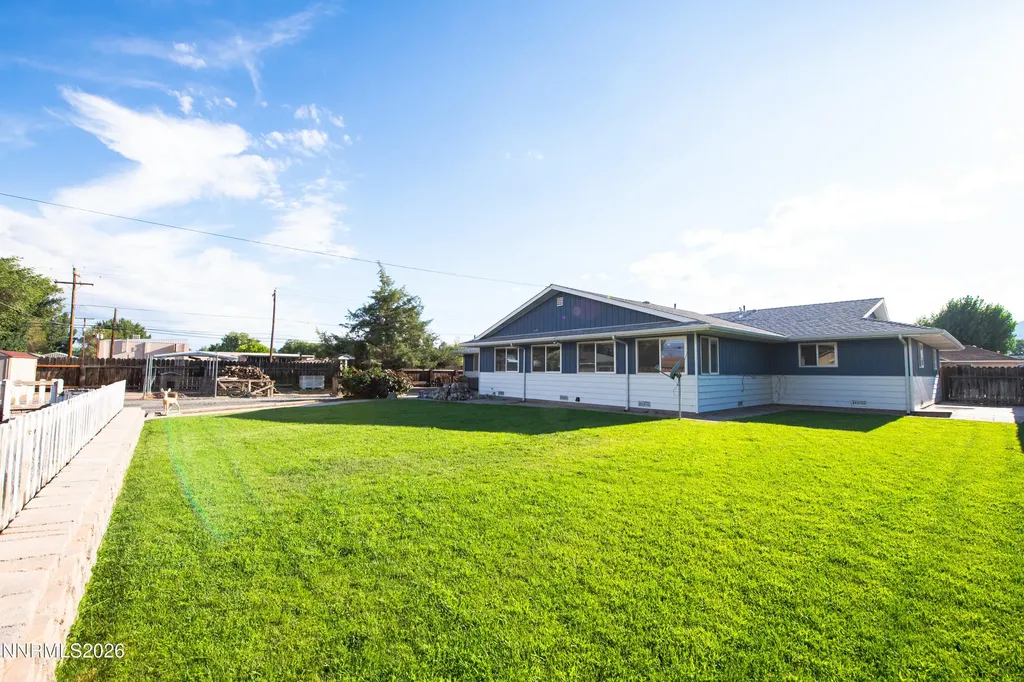 236 West Yerington NV 89447