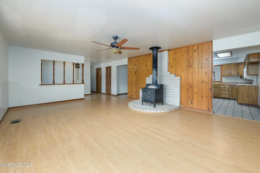 236 West Yerington NV 89447