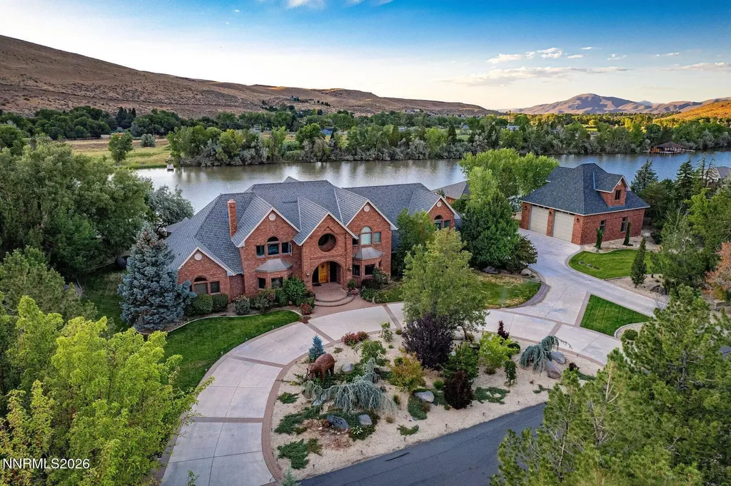 55 Hidden Lake Reno NV 89521