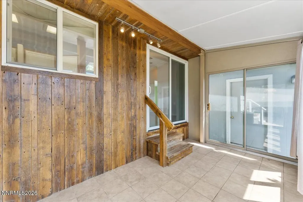 7895 Claridge Pointe Reno NV 89506