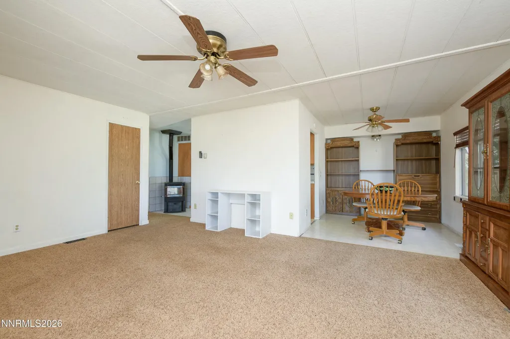 10 Wild Peach Wellington NV 89444