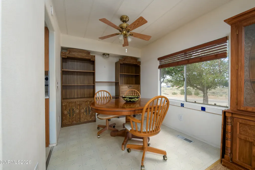 10 Wild Peach Wellington NV 89444