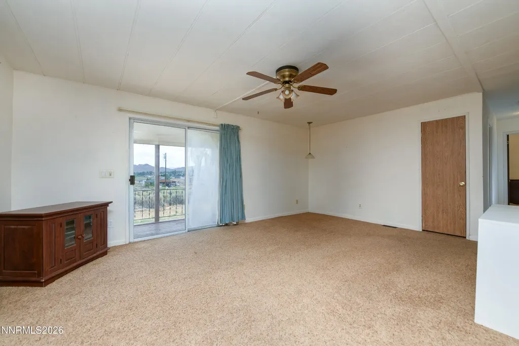 10 Wild Peach Wellington NV 89444