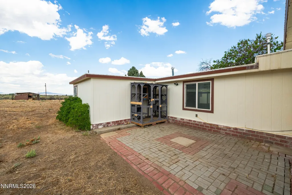 10 Wild Peach Wellington NV 89444