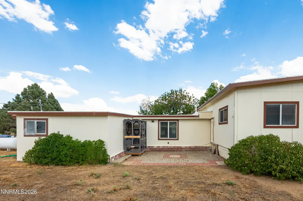10 Wild Peach Wellington NV 89444