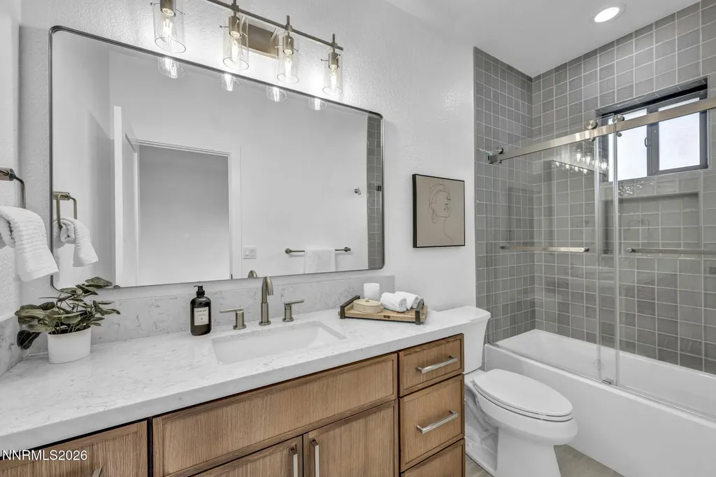 224 Earlham Reno NV 89511