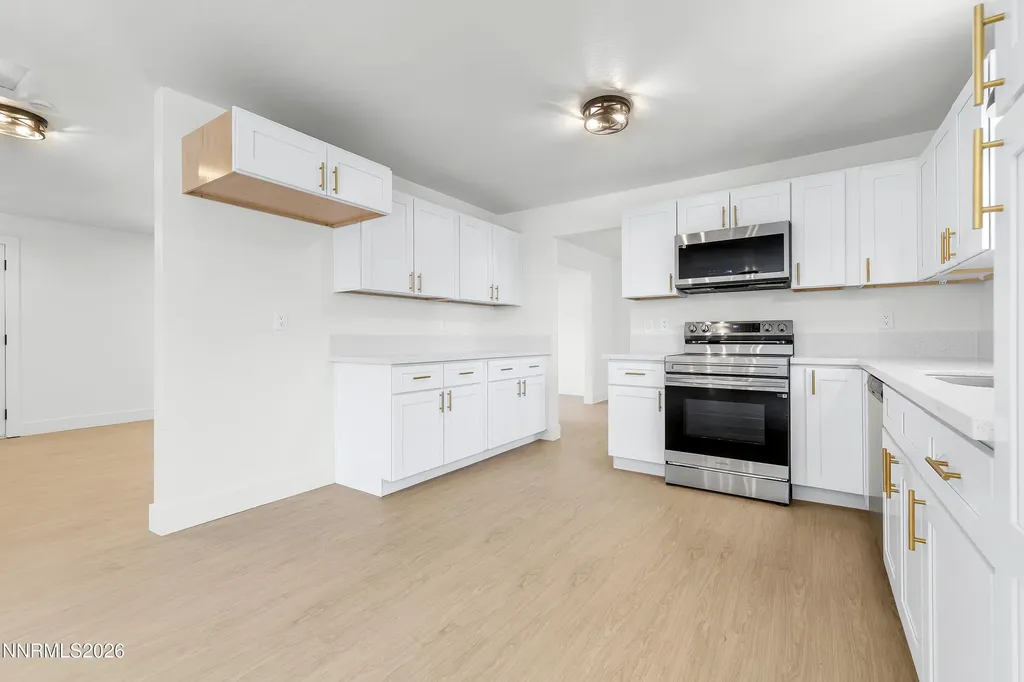 895 Camino Real Sparks NV 89434
