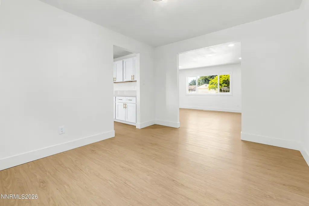 895 Camino Real Sparks NV 89434