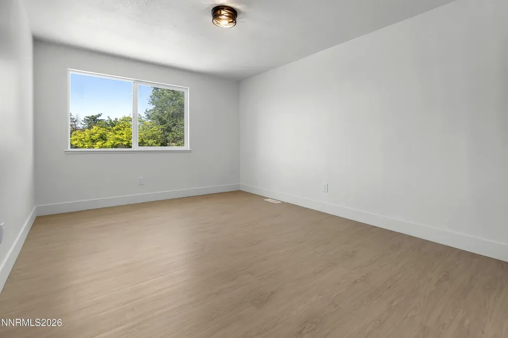 895 Camino Real Sparks NV 89434
