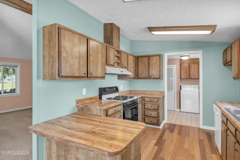 2699 U.s. N Highway 395 Minden NV 89423
