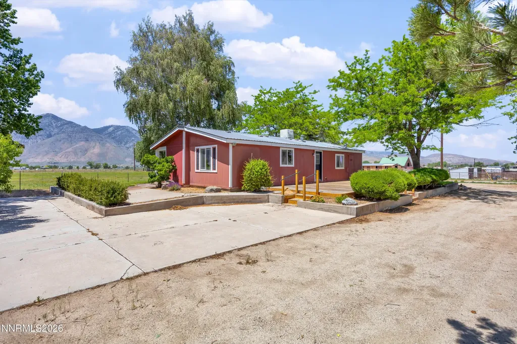 2699 U.s. N Highway 395 Minden NV 89423
