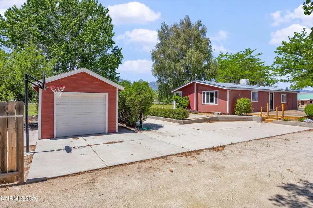 2699 U.s. N Highway 395 Minden NV 89423