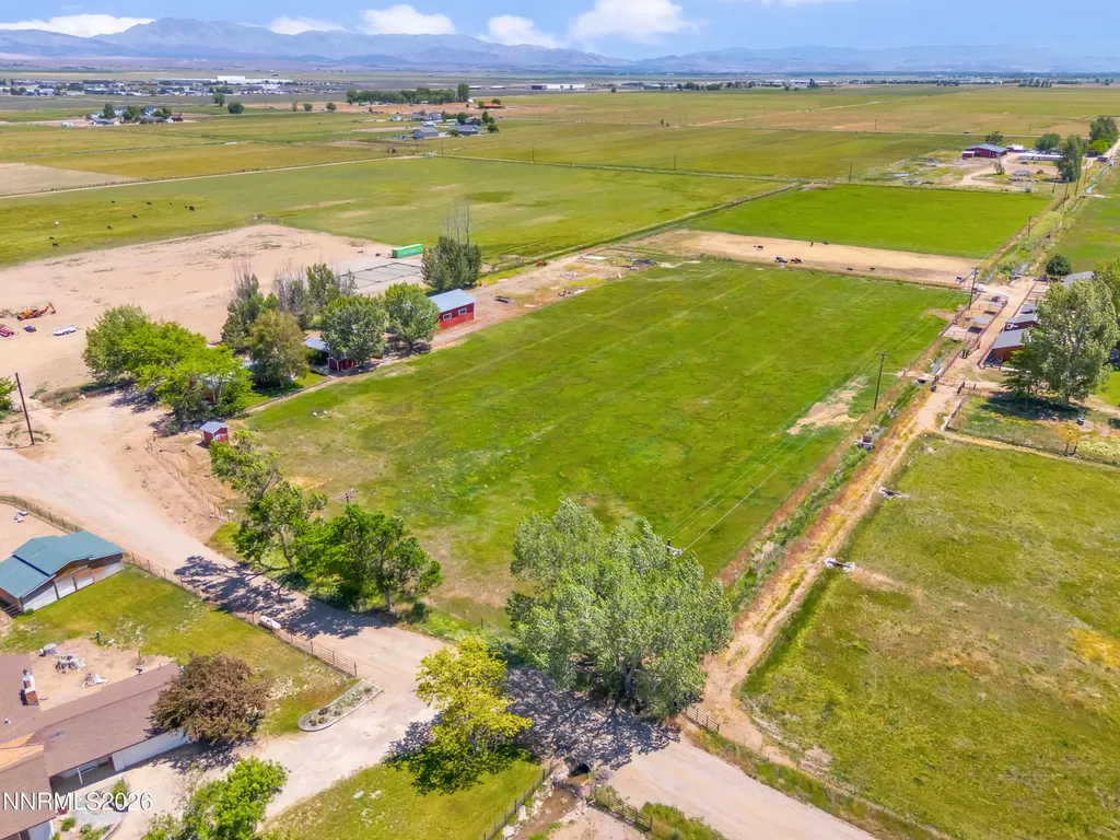 2699 U.s. N Highway 395 Minden NV 89423