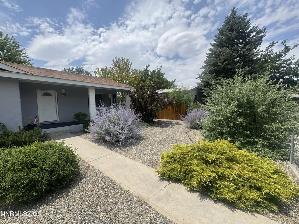 1620 Mizpah Winnemucca NV 89445