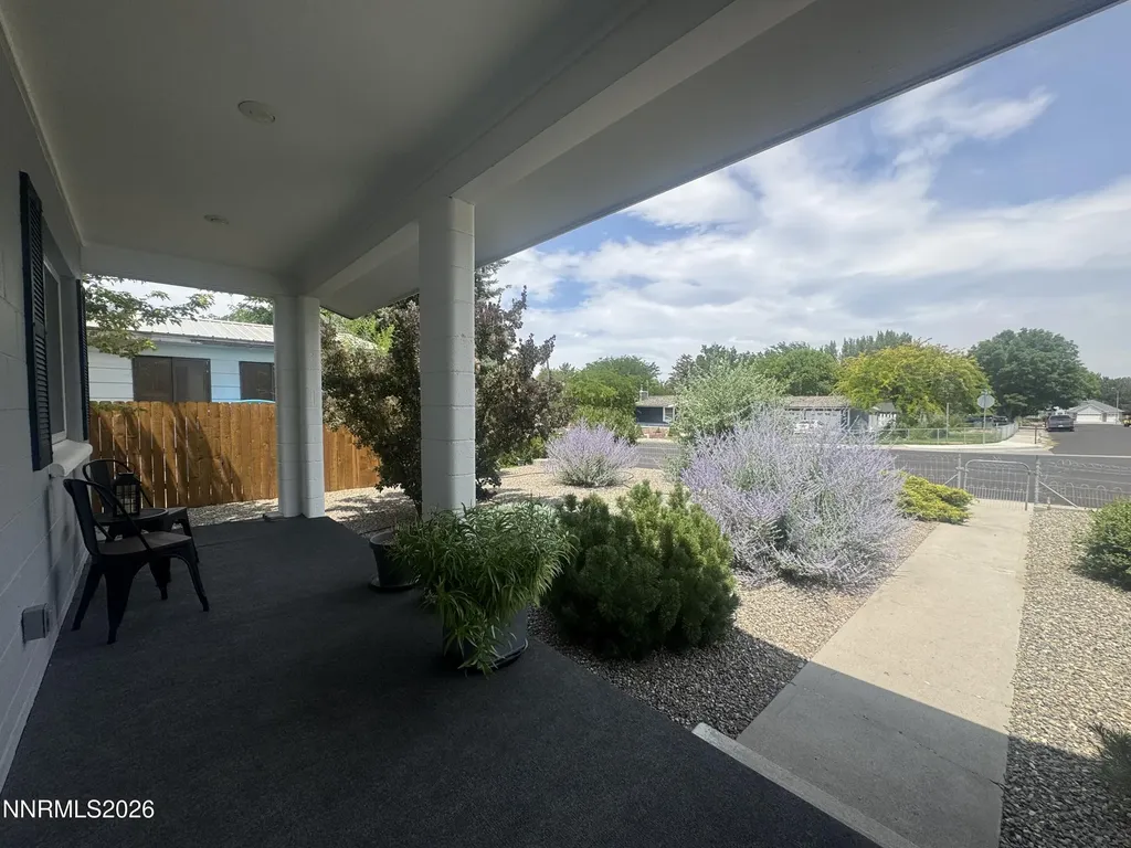 1620 Mizpah Winnemucca NV 89445