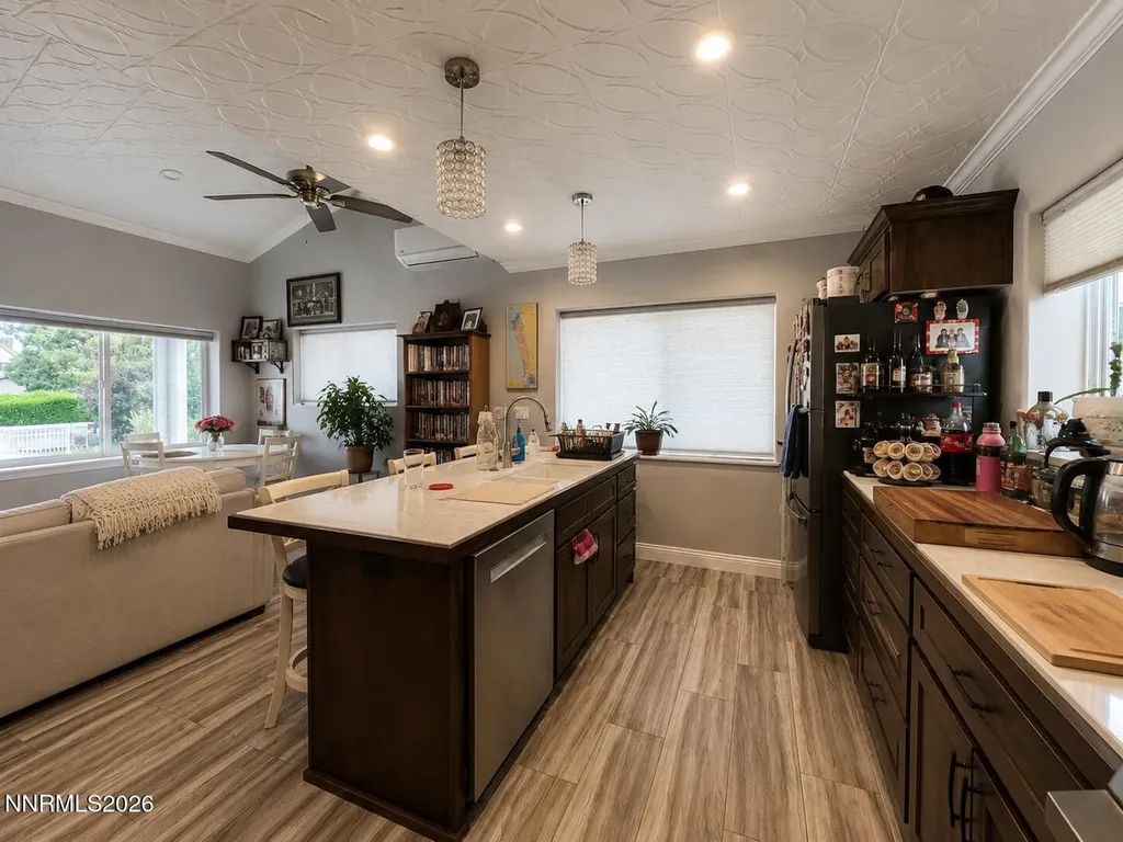 1620 Mizpah Winnemucca NV 89445