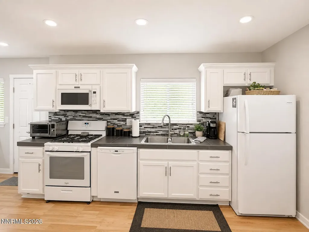 1620 Mizpah Winnemucca NV 89445
