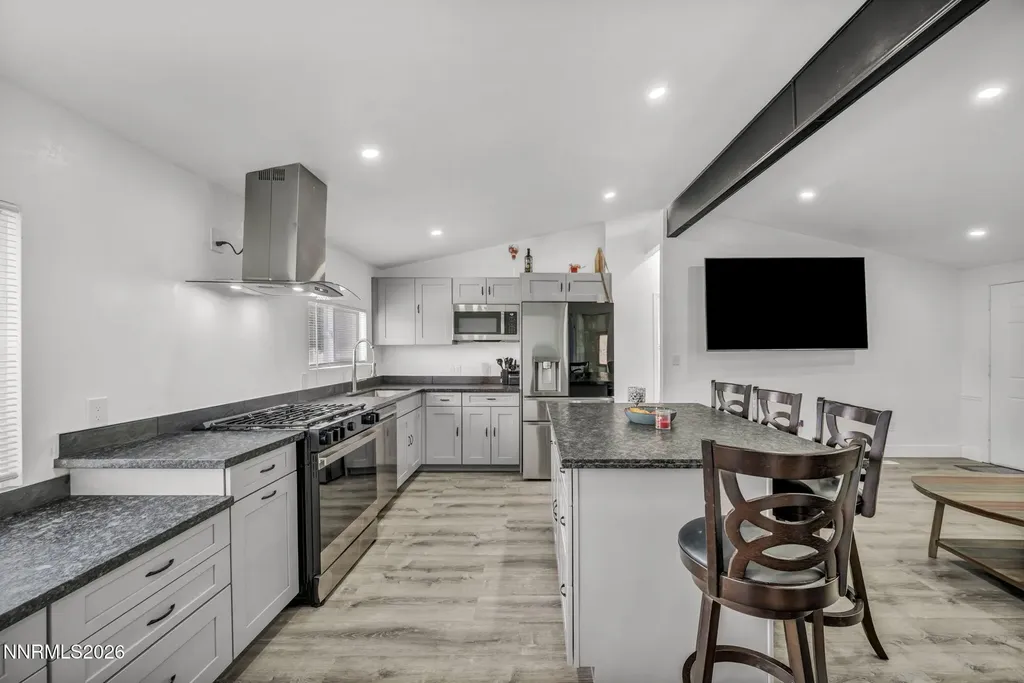 587 Jenni Moundhouse NV 89706