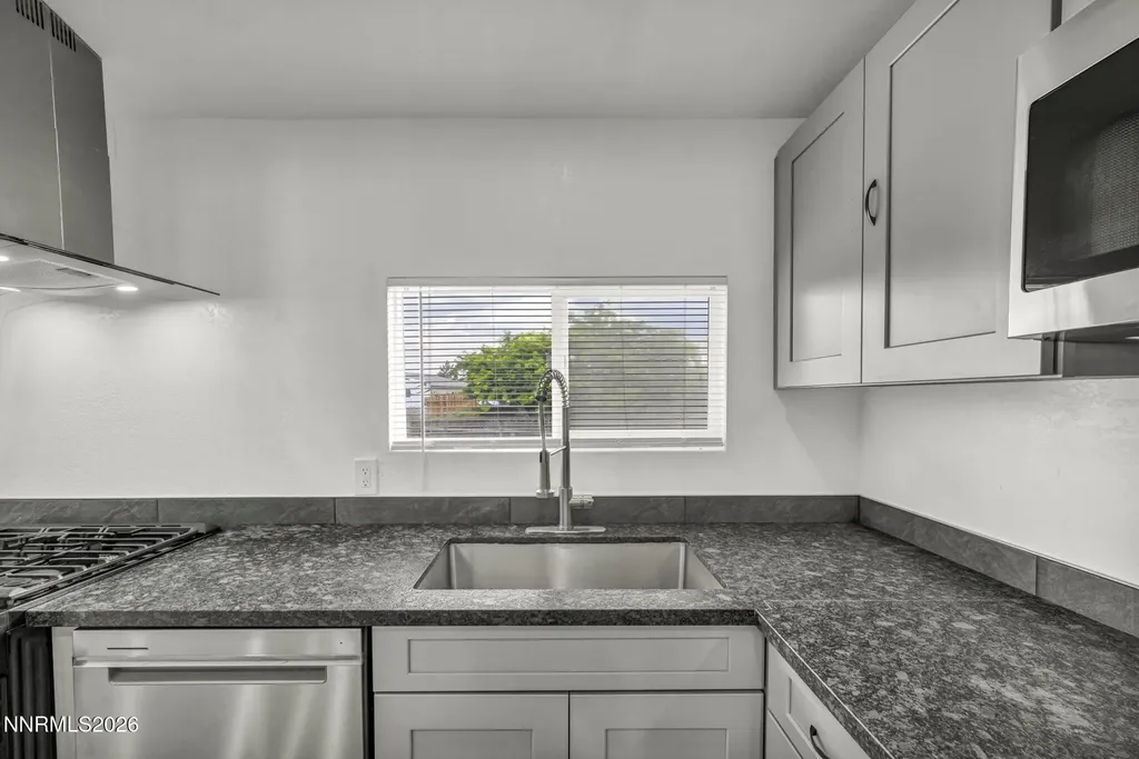 587 Jenni Moundhouse NV 89706