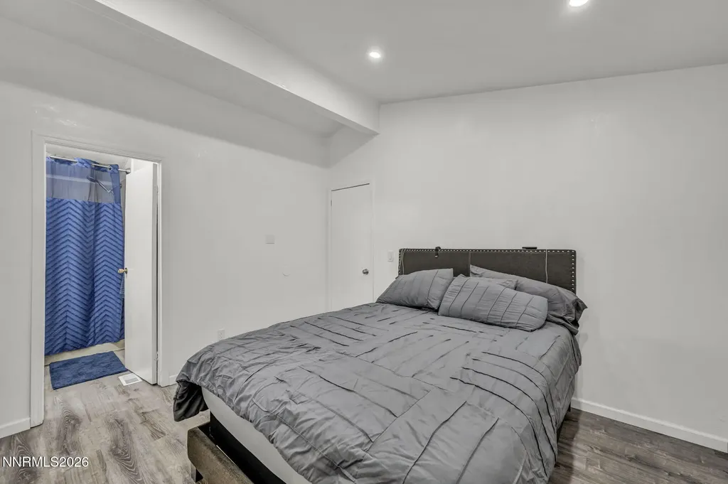 587 Jenni Moundhouse NV 89706
