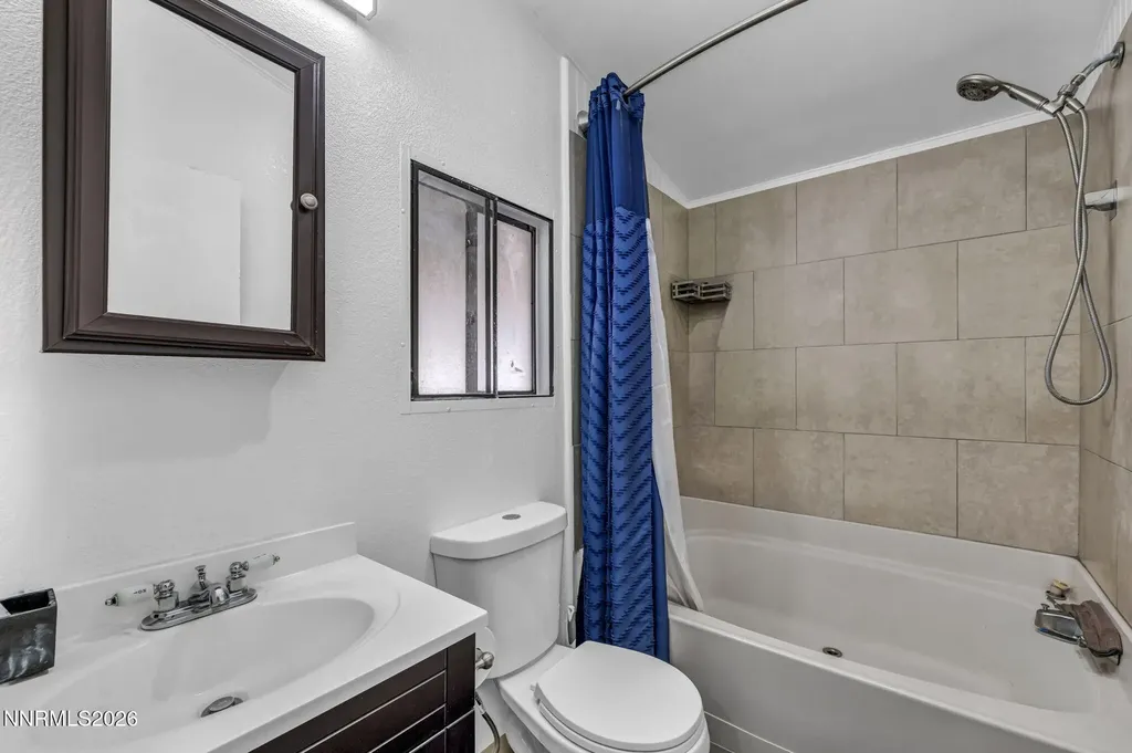 587 Jenni Moundhouse NV 89706