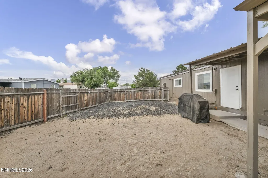 587 Jenni Moundhouse NV 89706