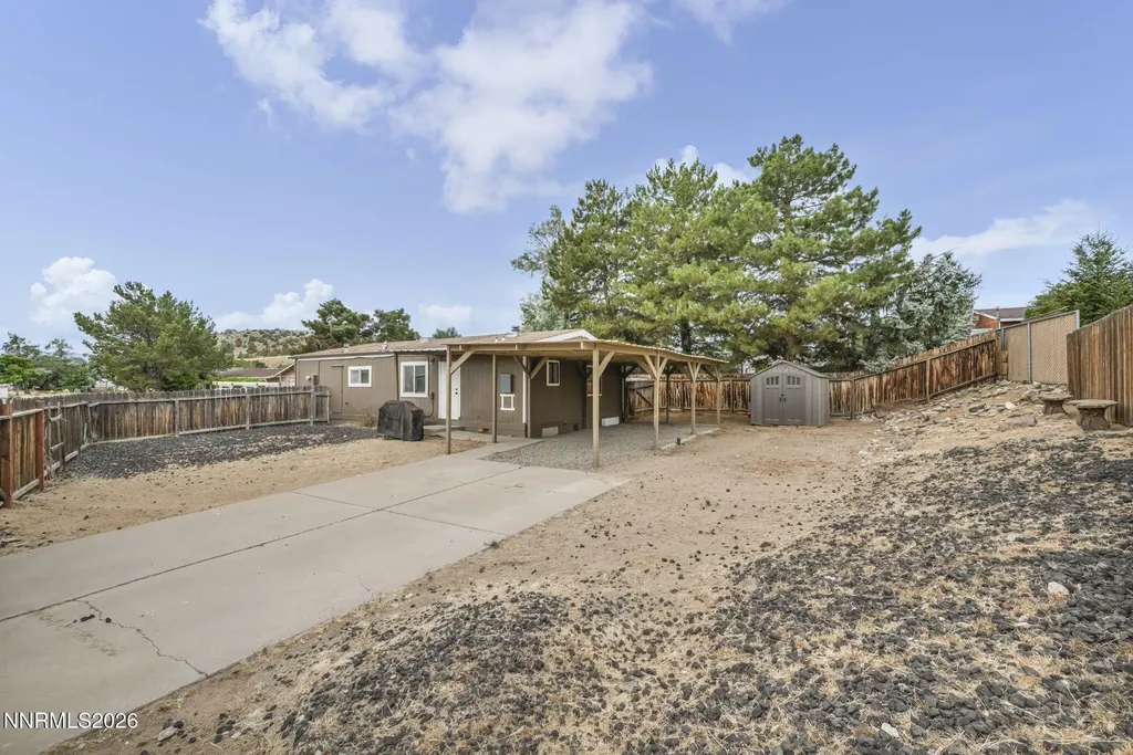 587 Jenni Moundhouse NV 89706