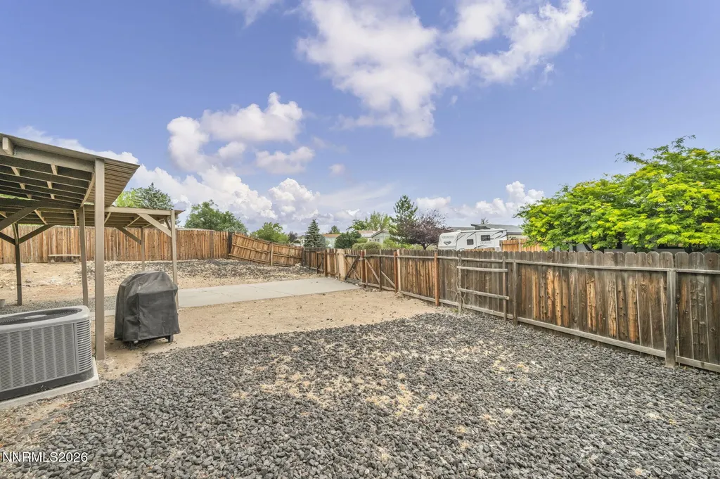 587 Jenni Moundhouse NV 89706