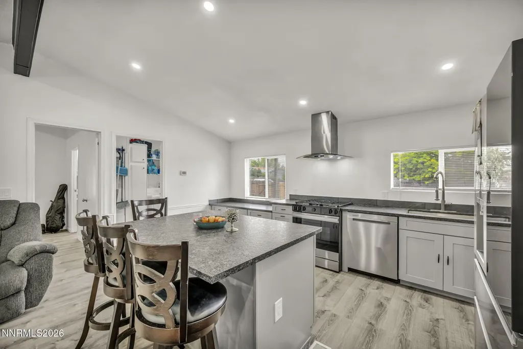 587 Jenni Moundhouse NV 89706