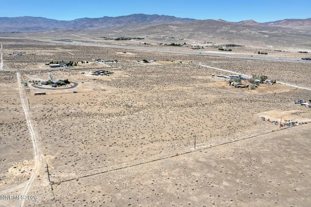 4810 Holmes Silver Springs NV 89429