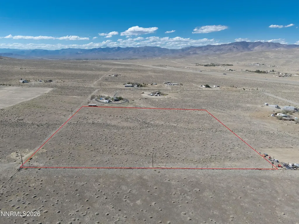 4810 Holmes Silver Springs NV 89429
