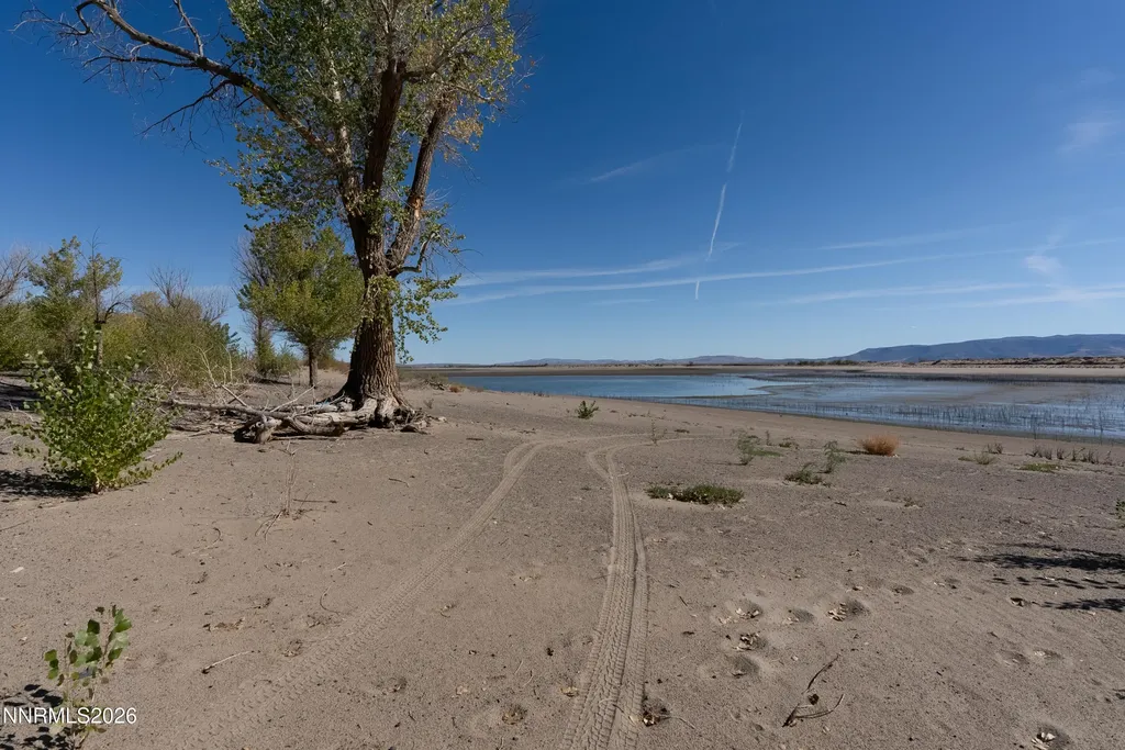 4810 Holmes Silver Springs NV 89429