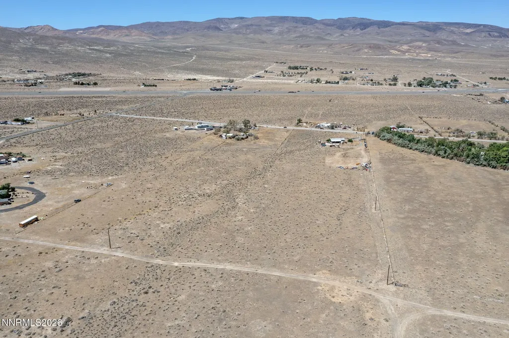 4810 Holmes Silver Springs NV 89429