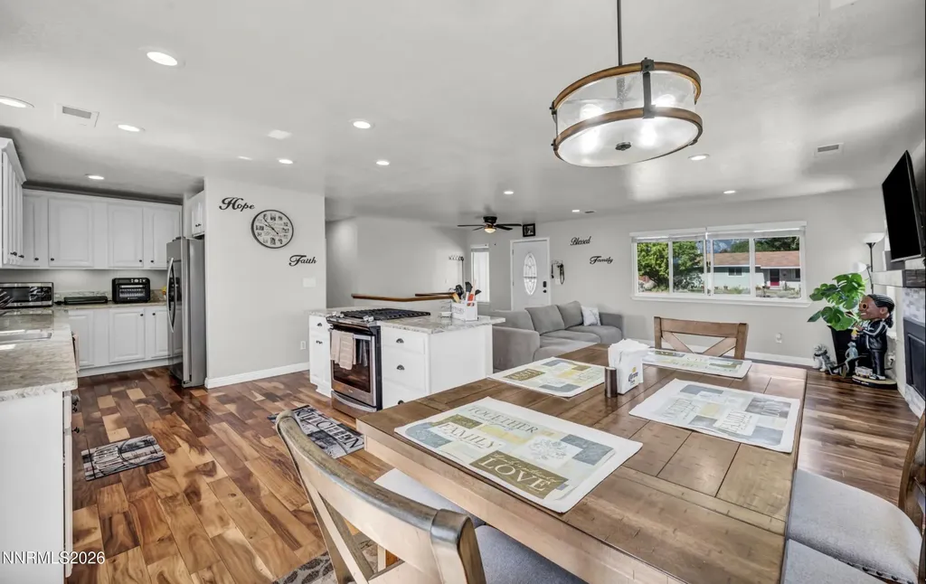 981 Mitch Gardnerville NV 89460