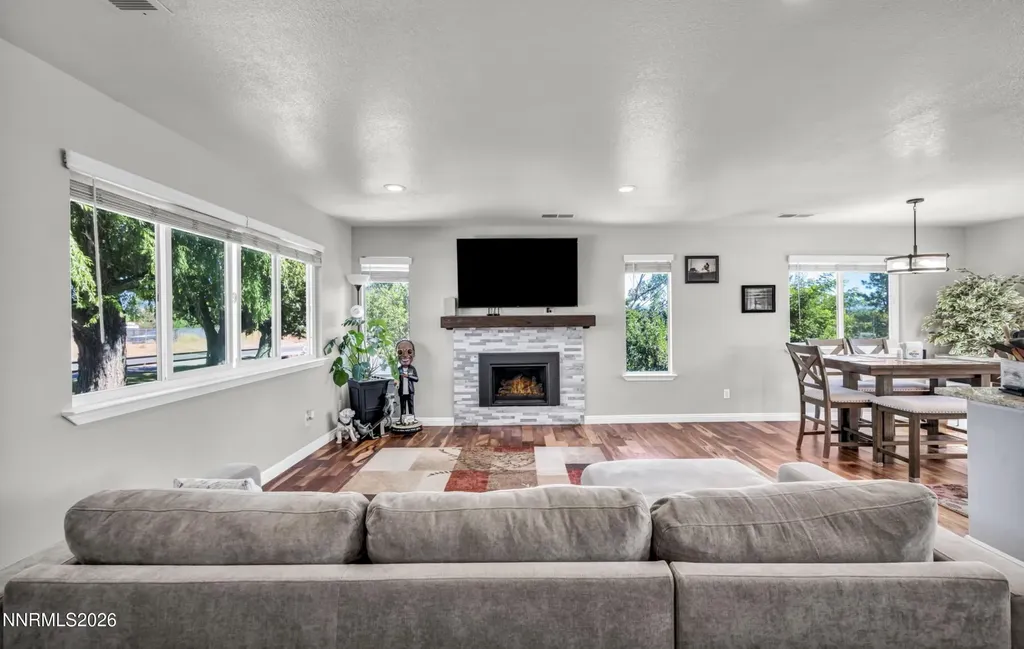 981 Mitch Gardnerville NV 89460