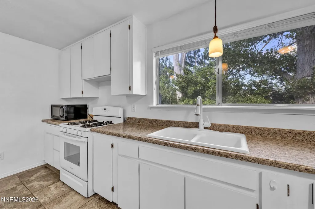 981 Mitch Gardnerville NV 89460