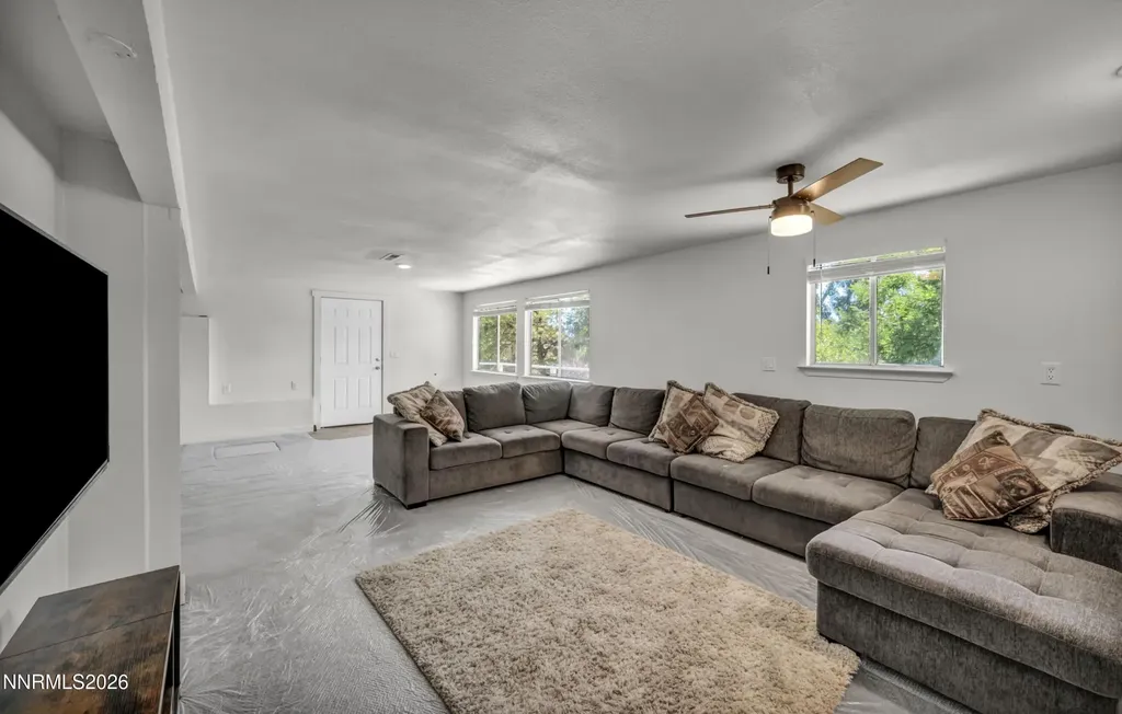 981 Mitch Gardnerville NV 89460
