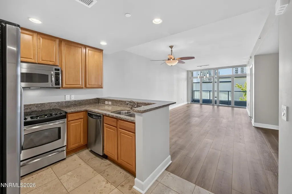 50 Sierra Reno NV 89501